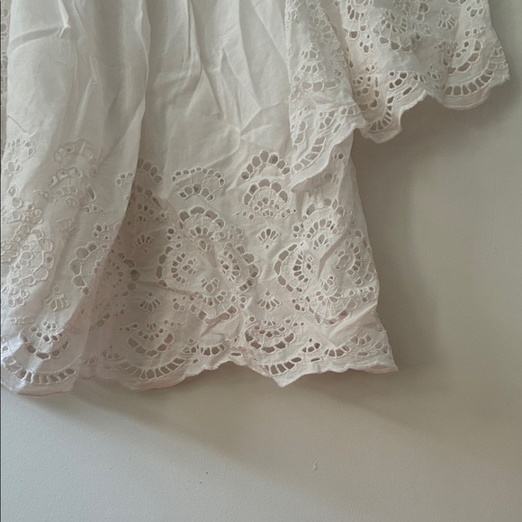 Flutter-Sleeve Top - Picture 7 of 11